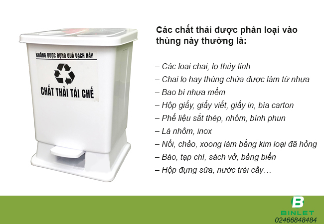 Thùng rác màu trắng được sử dụng cho các loại rác có thể tái chế